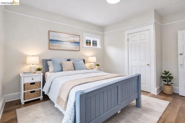 3114 california, Berkeley CA: https://media.crmls.org/mediaz/c4af44e3-040e-4555-be4d-c03d600652f7.jpg