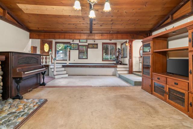 9609 E Zayante Road, Felton CA: https://media.crmls.org/mediaz/c4af531b-ae5c-45ab-ada1-d802f4eae6d5.jpg