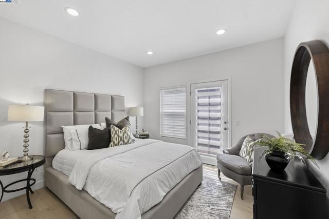 24 Dauphine, Newport Coast CA: https://media.crmls.org/mediaz/c4af8f9f-207a-4b3b-b232-8470be4b10fb.jpg