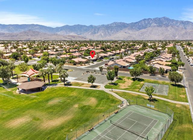 69867 Kent Place, Cathedral City CA: https://media.crmls.org/mediaz/c4afbddd-00f3-4886-80ae-d4036ffdd557.jpg