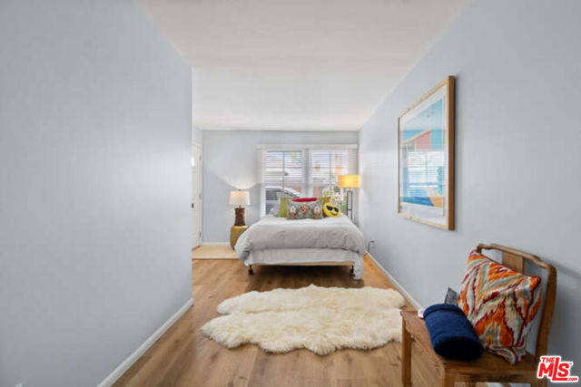16951 Canyon Lane, Huntington Beach CA: https://media.crmls.org/mediaz/c4b25f99-20da-412f-8017-5b964145d63b.jpg