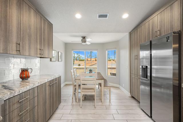 172 Torrey Pine Drive, Palm Desert CA: https://media.crmls.org/mediaz/c4b36ba4-ab0a-40d5-b90f-fe3f2da715d2.jpg