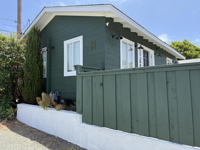 4007 Manzanita Drive, San Diego CA: https://media.crmls.org/mediaz/c4b4871c-d999-47f6-a9c7-48b9cac675a4.jpg