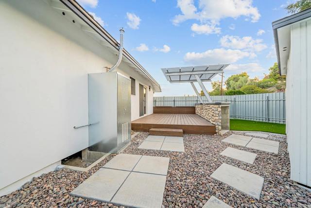 5975 N Nagel Street, La Mesa CA: https://media.crmls.org/mediaz/c4b582df-a7d3-4368-9d10-85e997baf39b.jpg