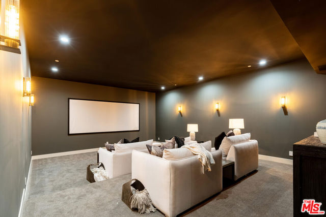 286 Quadro Vecchio Drive, Pacific Palisades CA: https://media.crmls.org/mediaz/c4b5af5c-fd48-4f10-ad9e-01eb8569e91e.jpg