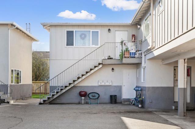 466 Willow Avenue, Half Moon Bay CA: https://media.crmls.org/mediaz/c4b63f73-3dd0-4d40-8036-112c50d6fa60.jpg