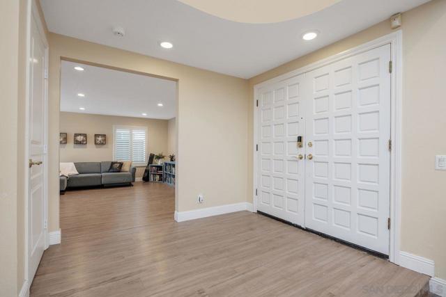 3975 San Gregorio Way, San Diego CA: https://media.crmls.org/mediaz/c4b6f5ea-98bb-40ca-b7c0-a20ce1ff590c.jpg