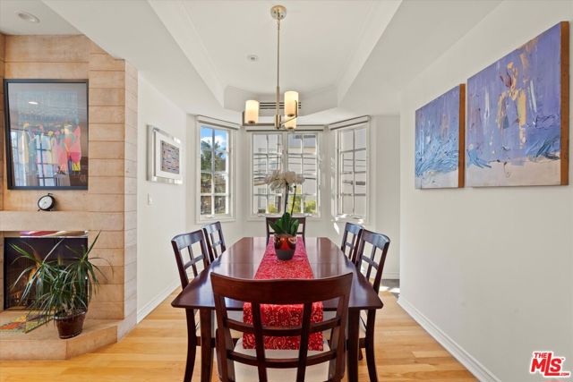 421 California Avenue, 102 photo 6