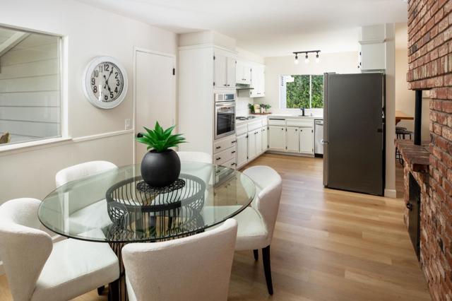 1423 Kyle Court, Sunnyvale CA: https://media.crmls.org/mediaz/c4b816a0-0f5f-452d-a5bc-bbfc33ea149b.jpg