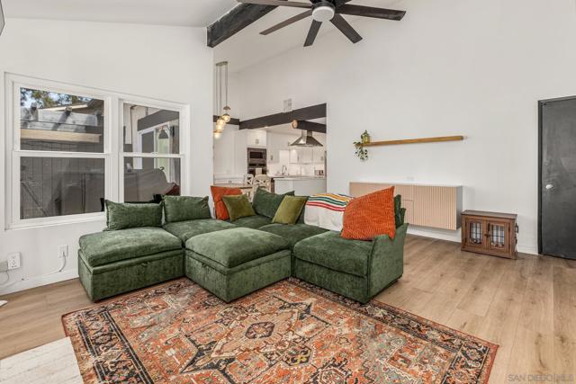 2327 Rosal Ln, Spring Valley CA: https://media.crmls.org/mediaz/c4b842f3-992e-4889-8d03-bc302d8a4aa2.jpg