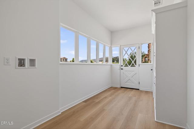 181 197 Klamath Street, Ventura CA: https://media.crmls.org/mediaz/c4b8b0a2-da47-4ddc-9eac-72cc949bf532.jpg