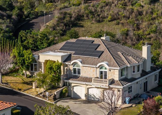 199 Kings Court, San Carlos CA: https://media.crmls.org/mediaz/c4b8d9fa-b5a2-4d1c-923c-757dfaae997a.jpg