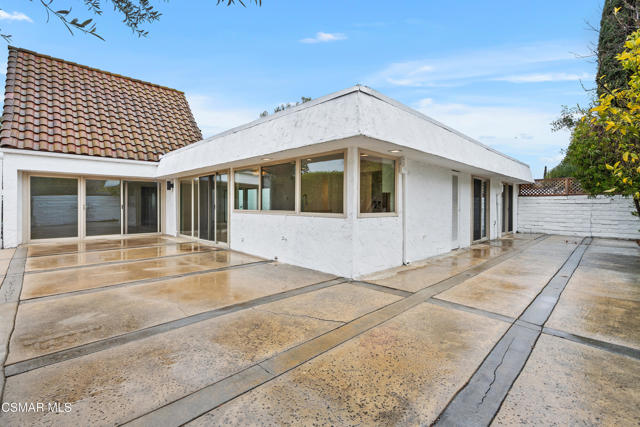 4531 Coolhaven Court, Westlake Village CA: https://media.crmls.org/mediaz/c4b9880c-3741-4307-bbfb-75bde8bed087.jpg