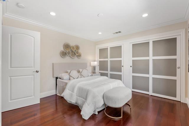 12763 Camrose Ave, Saratoga CA: https://media.crmls.org/mediaz/c4b9a857-99a7-4d4b-9e29-b273efce699e.jpg