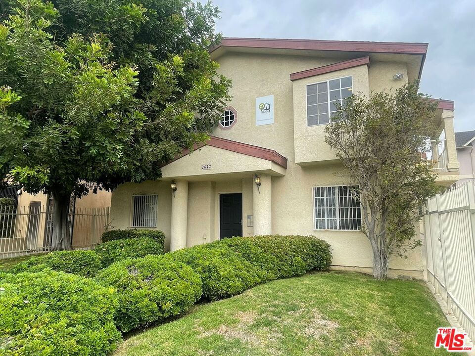 2642 Ellendale Place #103