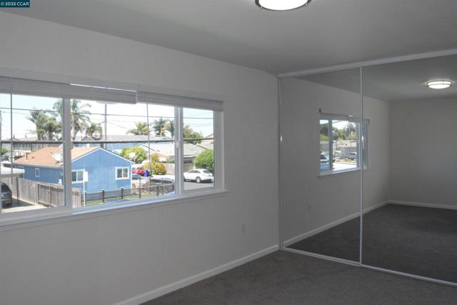 2518 Manchester Ave, San Pablo CA: https://media.crmls.org/mediaz/c4baab68-eda7-4c08-be9d-29a86c716c34.jpg