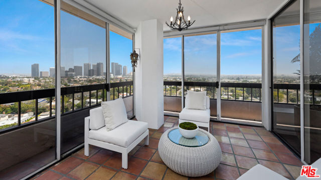 Image 3 for 10590 Wilshire Blvd #1502, Los Angeles, CA 90024