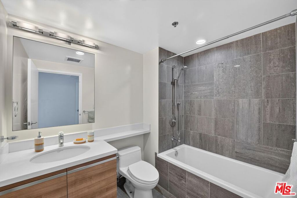 MLS #26860519 image #23