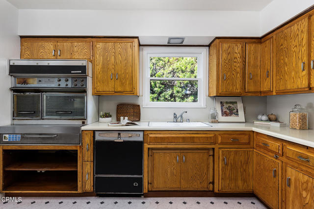 Detail Gallery Image 9 of 25 For 1875 Rose Ave, San Marino,  CA 91108 - 4 Beds | 3 Baths