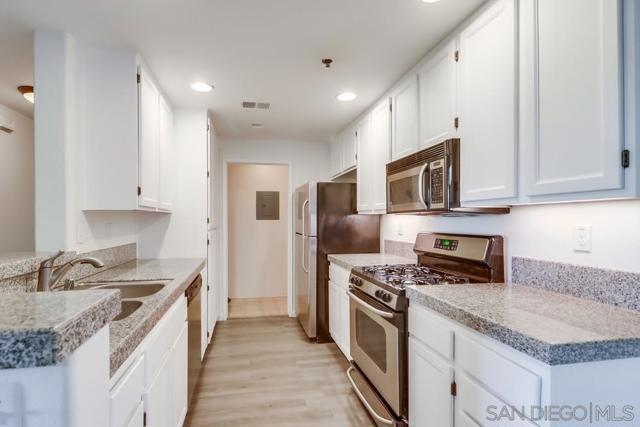 1875 Baudouin Pl, Chula Vista CA: https://media.crmls.org/mediaz/c4bc97f5-a8cd-4789-b12e-2840137a91a0.jpg