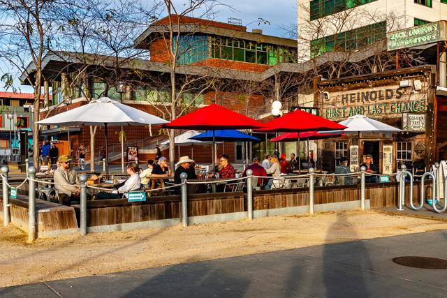 311 Oak Street, Oakland CA: https://media.crmls.org/mediaz/c4bd1e0d-52e6-45cc-b63b-e25c6aec4b8d.jpg