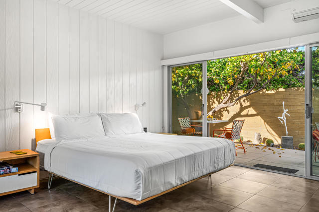 1611 S Calle Palo Fierro #4, Palm Springs, CA 92264
