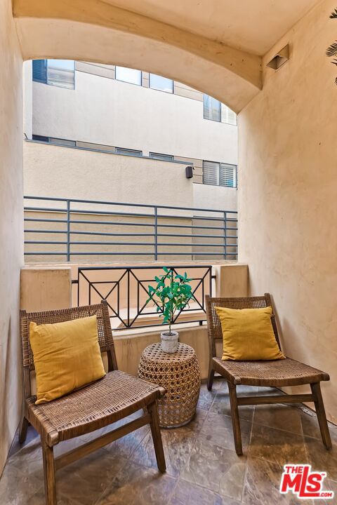 Drew Fenton | 16123 W SUNSET Boulevard Pacific Palisades CA | MLS: 7127198