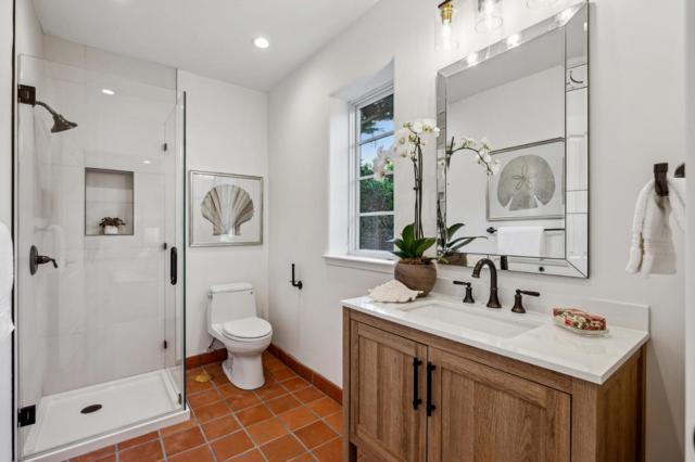 138 Valdeflores Drive, Burlingame CA: https://media.crmls.org/mediaz/c4c07522-1fa9-4d8a-bfdb-6508bfafd96c.jpg