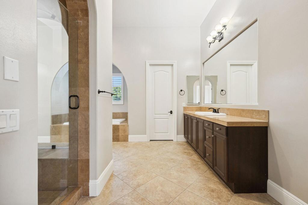 MLS #219137722DA image #39