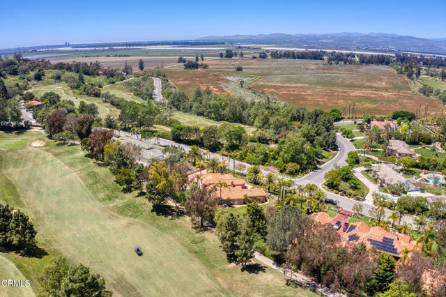 1690 Calle Tierra Vista, Camarillo CA: https://media.crmls.org/mediaz/c4c1802e-0a05-4a72-896e-c2b1e9ecdb26.jpg