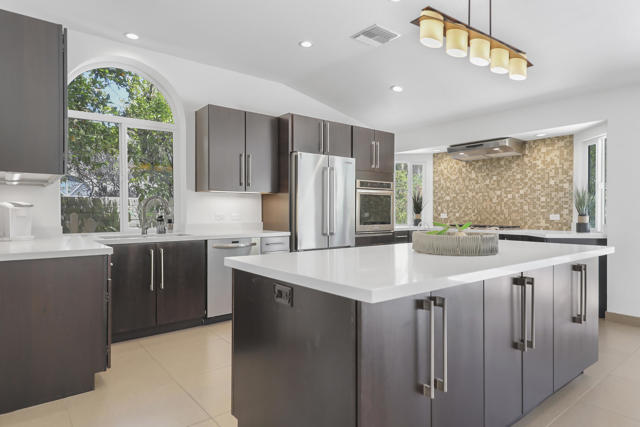 70825 Ironwood Drive, Rancho Mirage CA: https://media.crmls.org/mediaz/c4c2c836-ac35-4b53-8fa8-508fb751879f.jpg