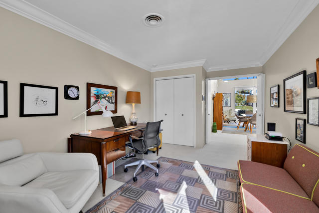 246 E Avenida Granada, Palm Springs, CA 92264