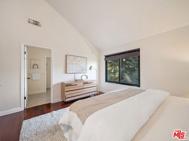 2481 Rebecca Lynn Way, Santa Clara CA: https://media.crmls.org/mediaz/c4c3aef0-cb62-4593-b28b-2de470c1da6e.jpg