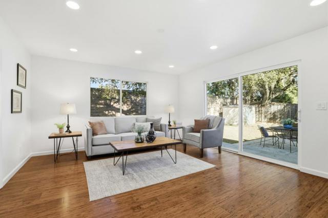 15581 Flintridge Drive, Los Gatos CA: https://media.crmls.org/mediaz/c4c3df3d-d815-4d51-874f-54c08eda8c0b.jpg