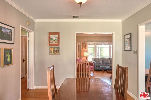 1211 Norton Avenue photo 8