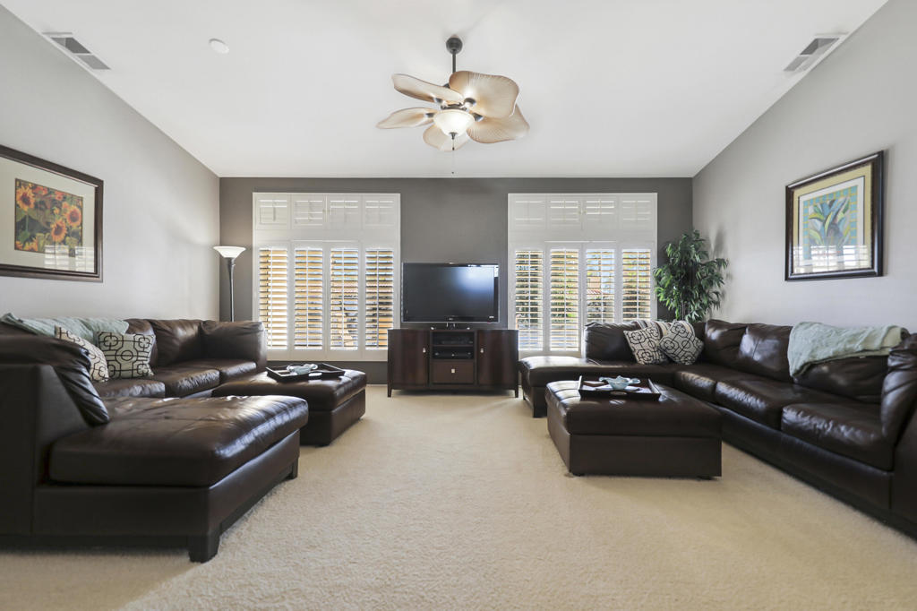 MLS #219137923DA image #3