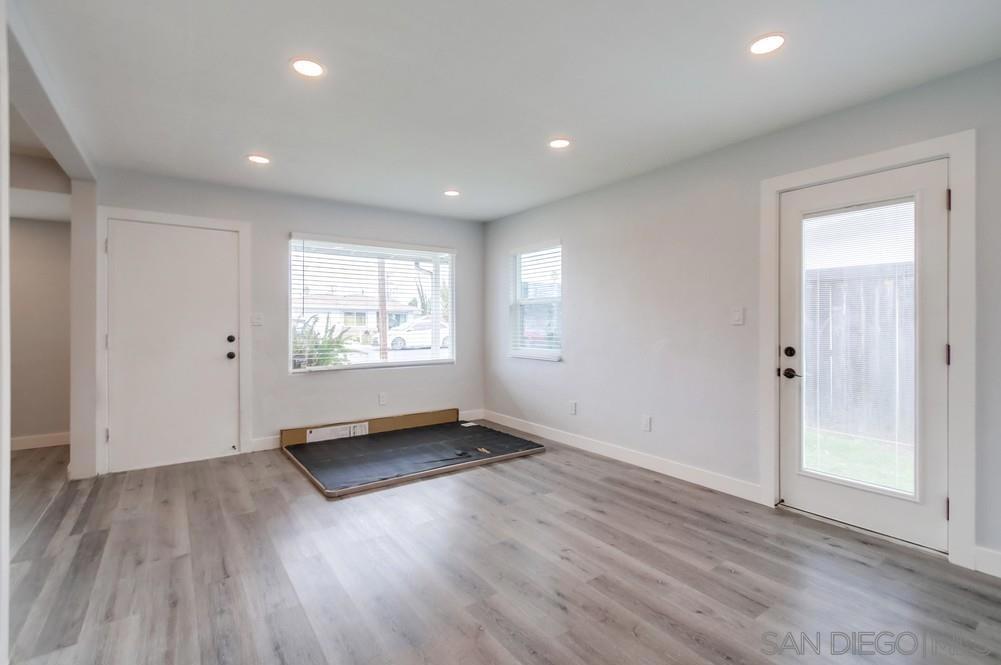 6375 Thorn St - photo 7