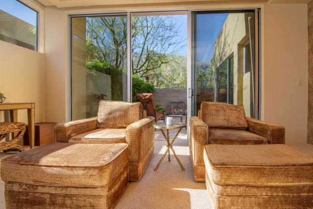 630 N Cahuilla Road, Palm Springs CA: https://media.crmls.org/mediaz/c4c8515b-0325-4ad7-8dca-811d0b0f5d52.jpg