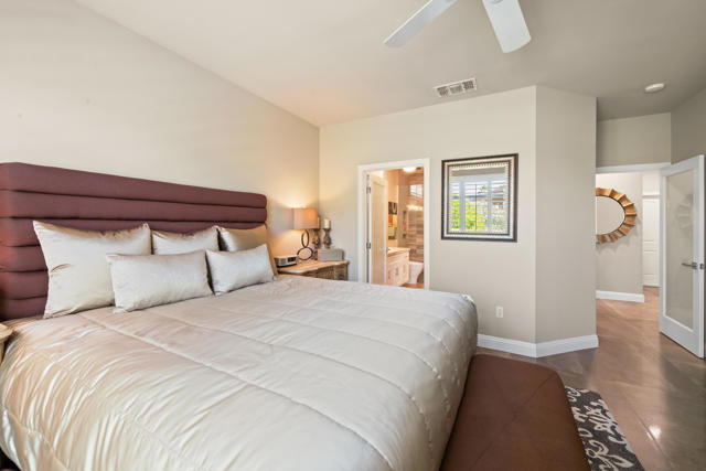 78391 Desert Willow Drive, Palm Desert CA: https://media.crmls.org/mediaz/c4c865ab-e730-450f-a058-99a2da449e53.jpg