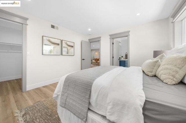 713 Midcrest Way, El Cerrito CA: https://media.crmls.org/mediaz/c4c8e05a-8f8f-4a47-a553-ab39e8738f2d.jpg