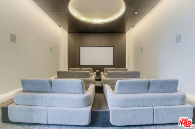889 Francisco Street, Los Angeles CA: https://media.crmls.org/mediaz/c4c98519-a18a-4584-9e47-1e4d77dd63cc.jpg