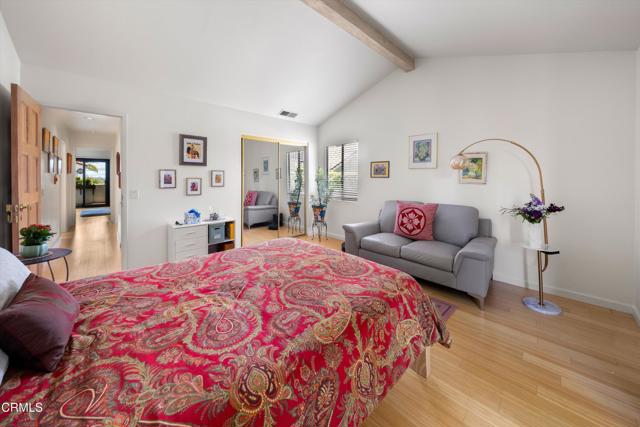 521 E Anapamu Street, Santa Barbara CA: https://media.crmls.org/mediaz/c4c9a801-0d2f-4816-b773-ee9fb8eb0bc5.jpg
