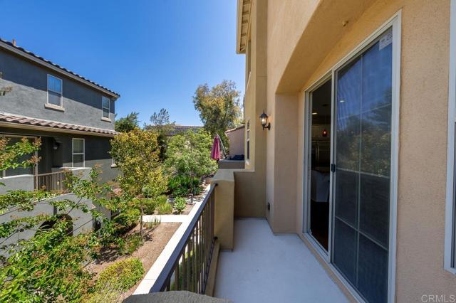 1823 Peach Court, Chula Vista CA: https://media.crmls.org/mediaz/c4ca8a8f-f699-48cc-bf20-1d68fbec9859.jpg