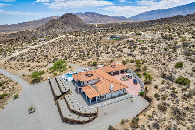 56375 Bighorn Drive, Mountain Center CA: https://media.crmls.org/mediaz/c4ca9620-482e-4f60-8952-be15bb96a718.jpg