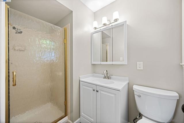 4580 Theresa Ave, Fremont CA: https://media.crmls.org/mediaz/c4cb216b-ea4f-446b-90d6-7d8daab8225d.jpg