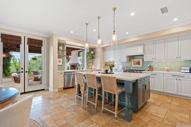 Detail Gallery Image 13 of 39 For 7691 Circulo Sequoia, Carlsbad,  CA 92009 - 5 Beds | 3/1 Baths