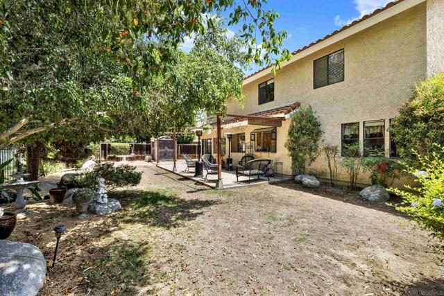 2010 Palsero Ave, Escondido CA: https://media.crmls.org/mediaz/c4cd7020-2019-4fe2-bc47-044af8e2500c.jpg