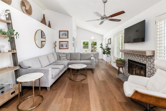6848 Xana Way, Carlsbad CA: https://media.crmls.org/mediaz/c4cd9163-b077-4d31-b39a-02ca94fcd461.jpg