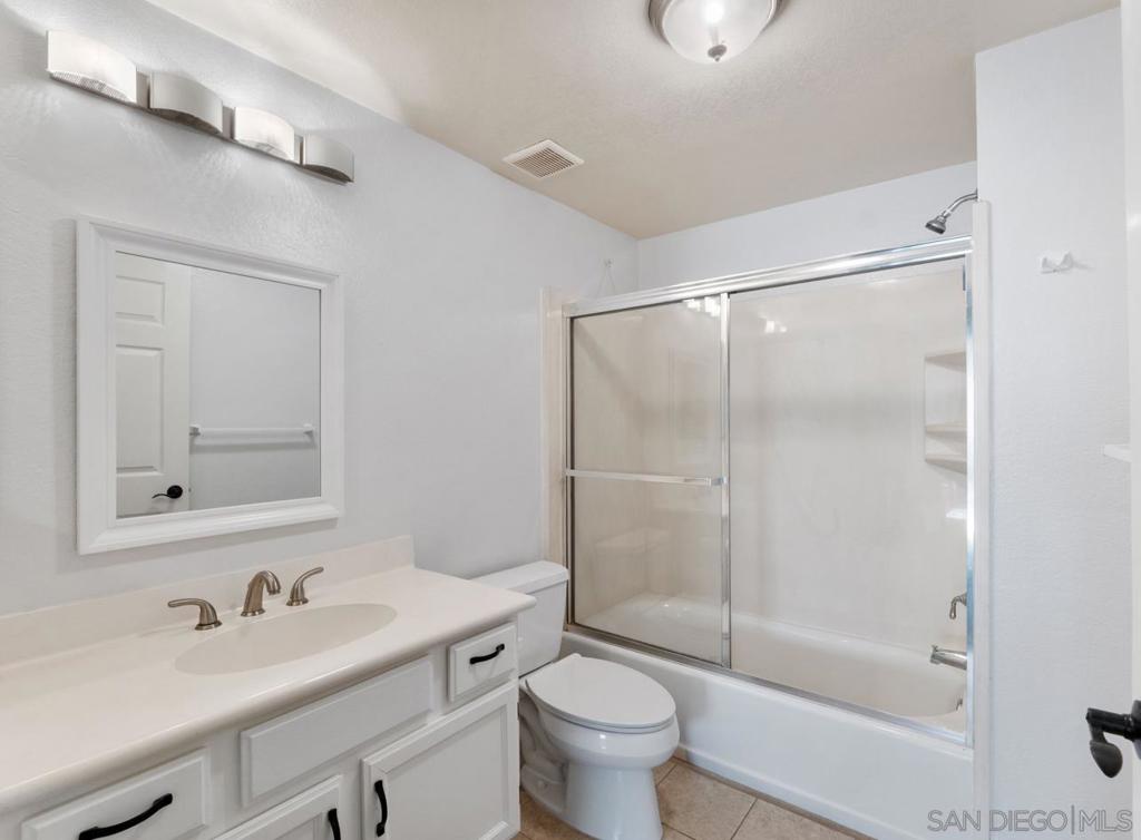 7647 Mission Gorge Rd - photo 13