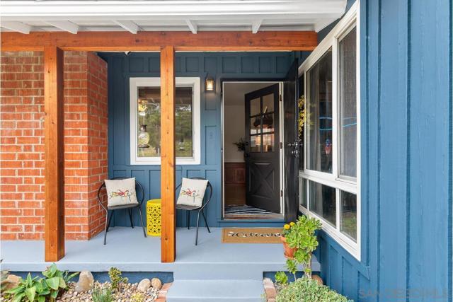 6120 Amaya Dr, La Mesa CA: https://media.crmls.org/mediaz/c4ce9e18-3625-4393-afa9-7d4bd80086fe.jpg